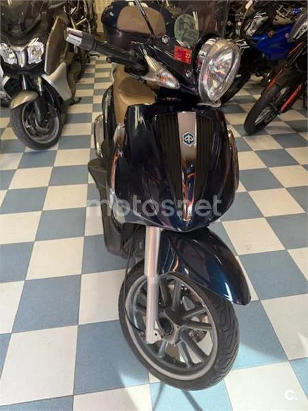 Piaggio Beverly 250 – Vista 7