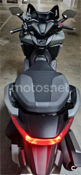 Honda Forza 350 – Vista 3