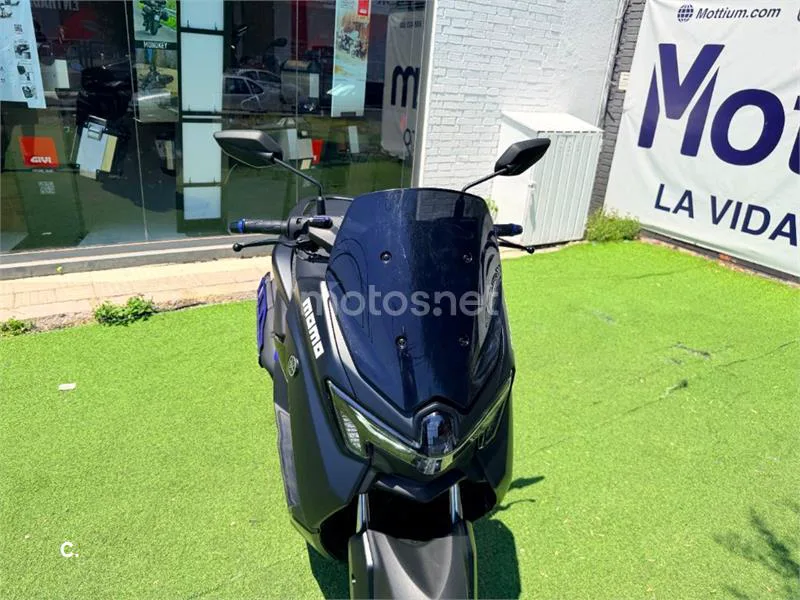 Yamaha NMAX – Vista 4