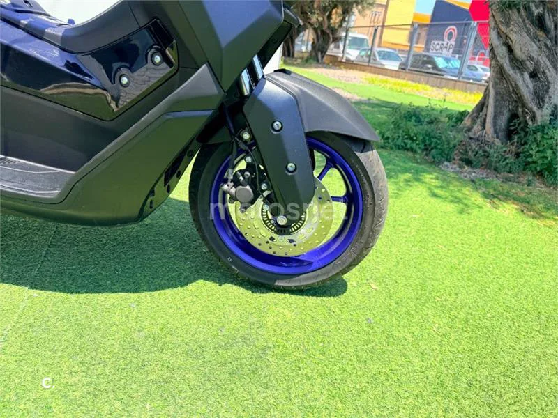 Yamaha NMAX – Vista 5
