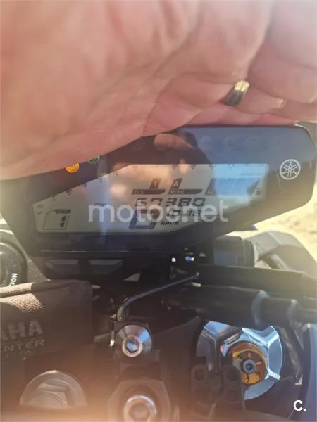 Yamaha MT-09 – Vista 9