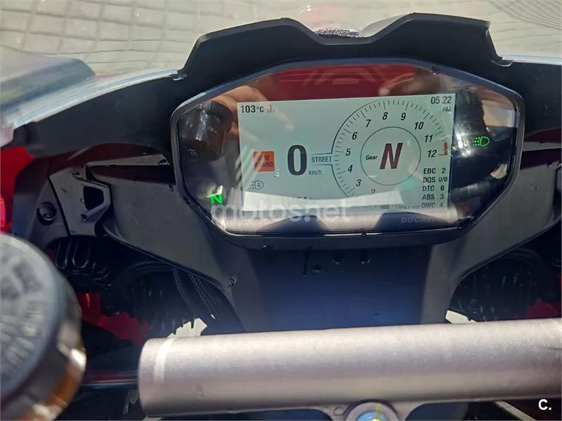 Ducati Panigale V2 – Vista 4