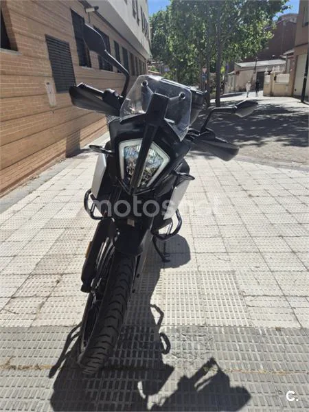 KTM 390 – Vista 7