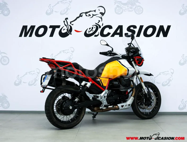 Moto Guzzi V85 TT – Vista 3