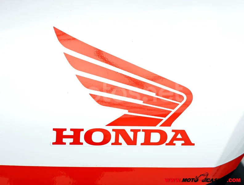 Honda XL 750 Transalp – Vista 8