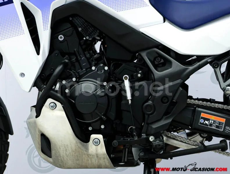Honda XL 750 Transalp – Vista 9