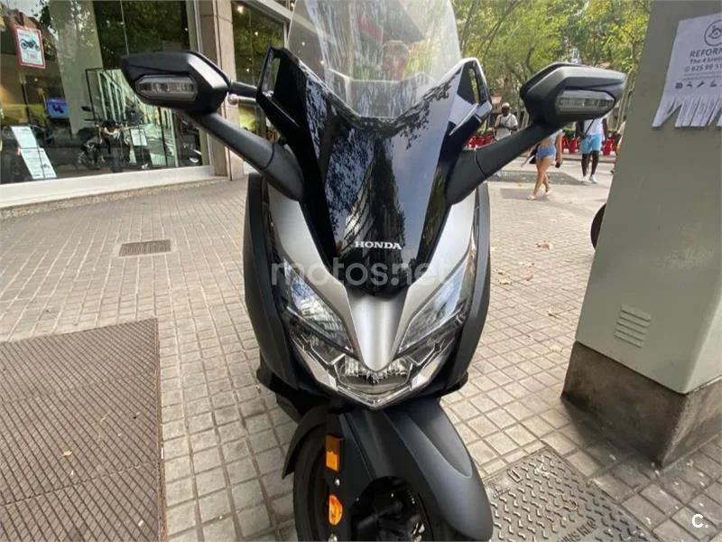Honda Forza – Vista 4
