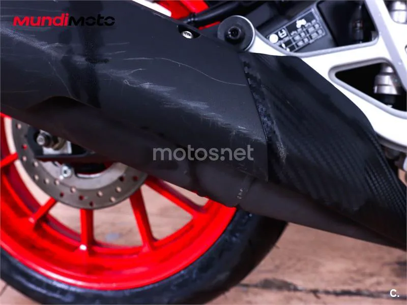 Yamaha MT-125 – Vista 16