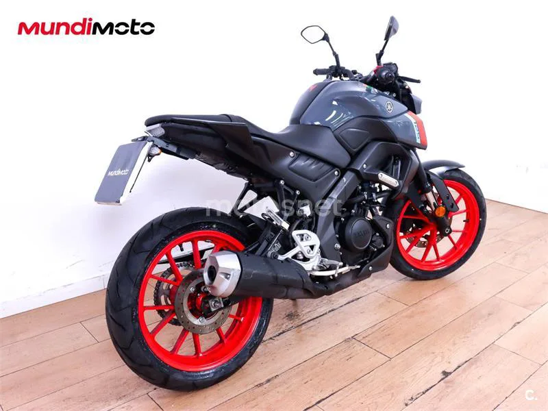 Yamaha MT-125 – Vista 3