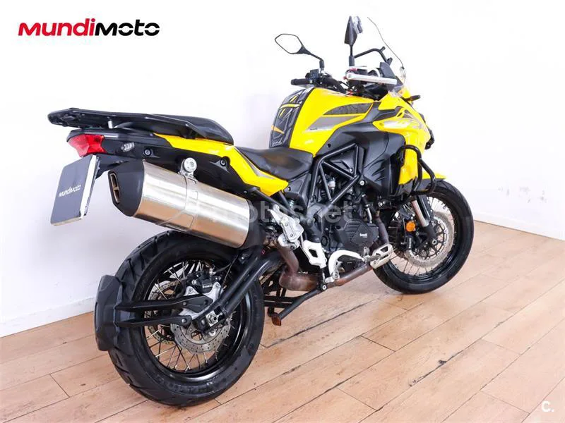 Benelli TRK 502 – Vista 3