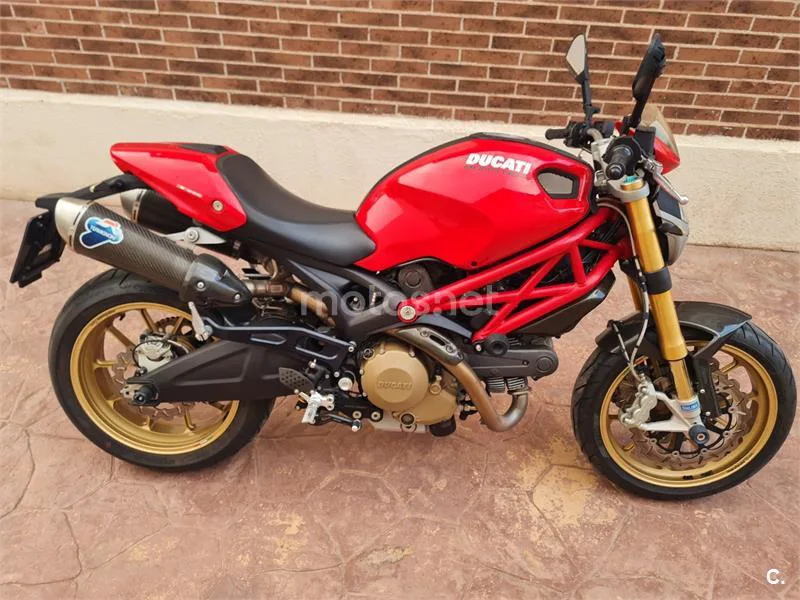 Ducati Monster 696 5900 € 2010 Toledo - 1