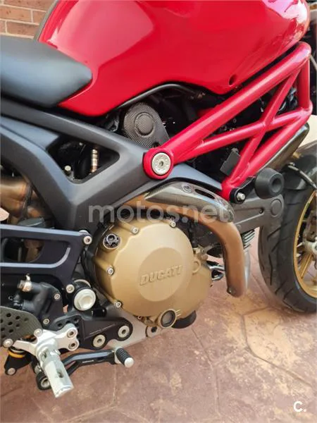 Ducati Monster 696 – Vista 7