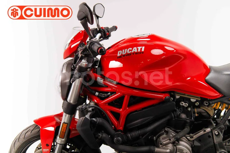 Ducati Monster 821 – Vista 20