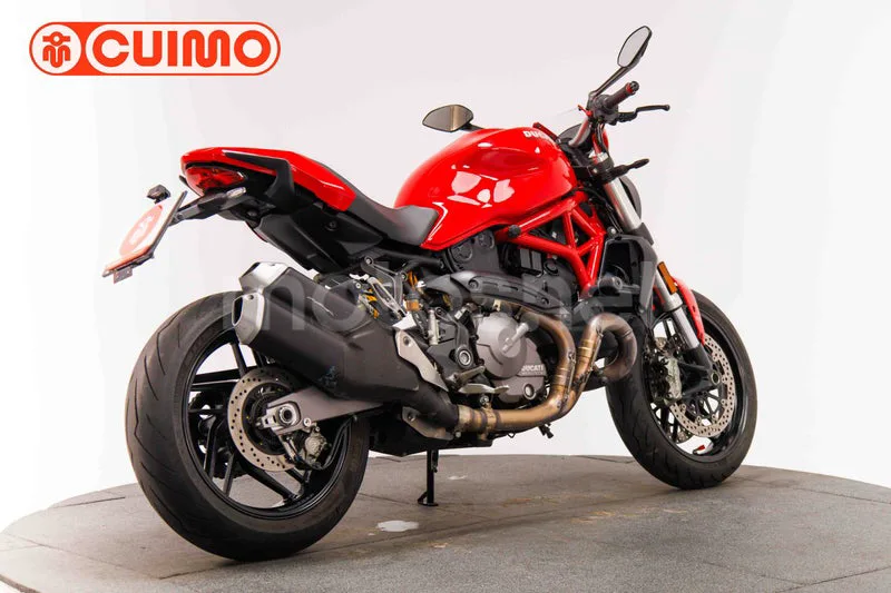 Ducati Monster 821 – Vista 4