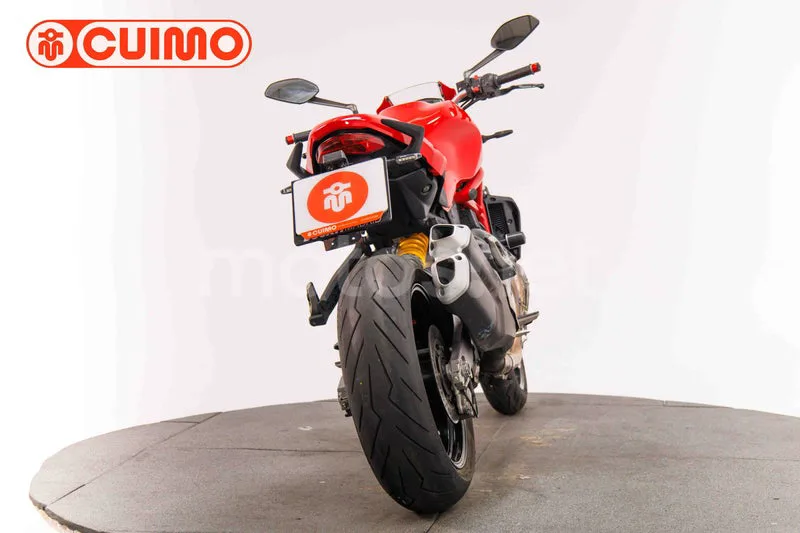 Ducati Monster 821 – Vista 5