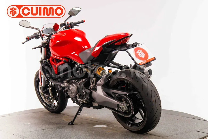 Ducati Monster 821 – Vista 6