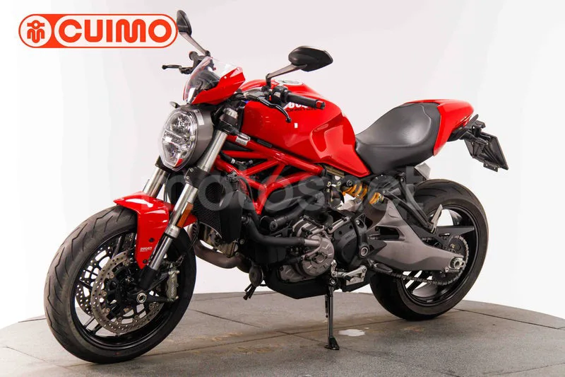 Ducati Monster 821 – Vista 9