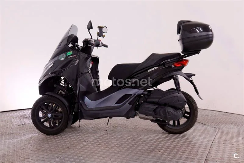Piaggio MP3 – Vista 4
