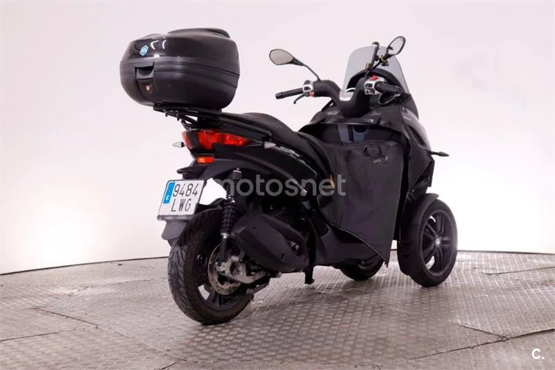 Piaggio MP3 – Vista 8