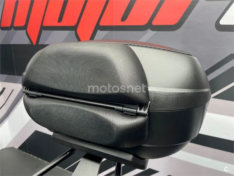 CFMOTO 650MT – Vista 17