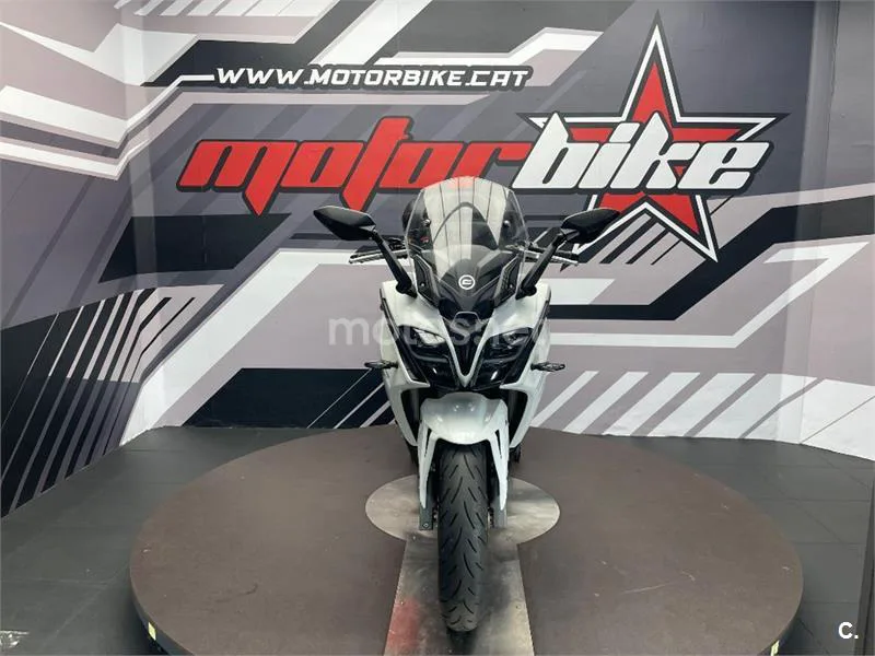 CFMOTO 650MT – Vista 3
