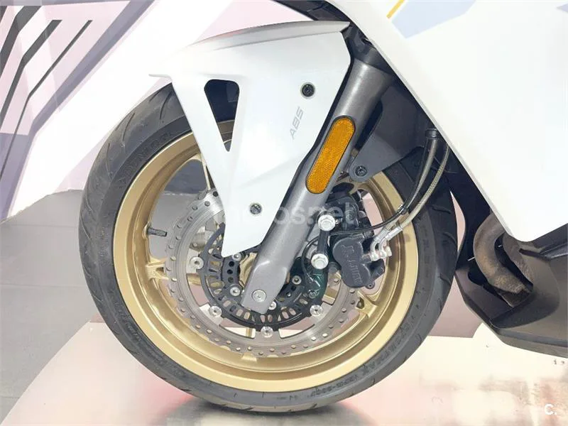 CFMOTO 650MT – Vista 21