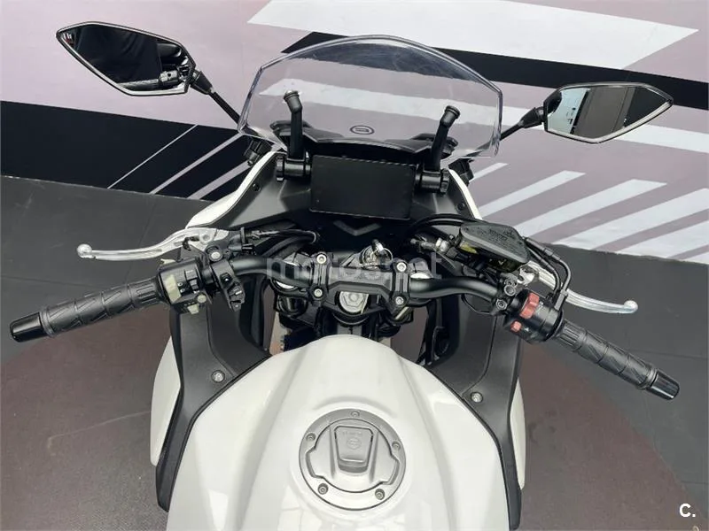 CFMOTO 650MT – Vista 7