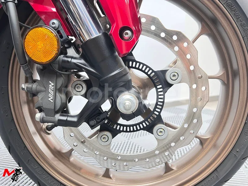 Honda CB 125 R – Vista 6