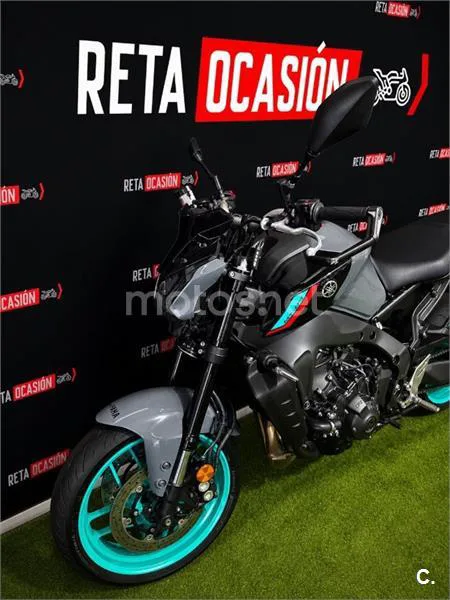 Yamaha MT-09 – Vista 3