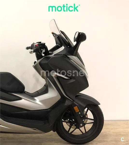 Honda Forza – Vista 4