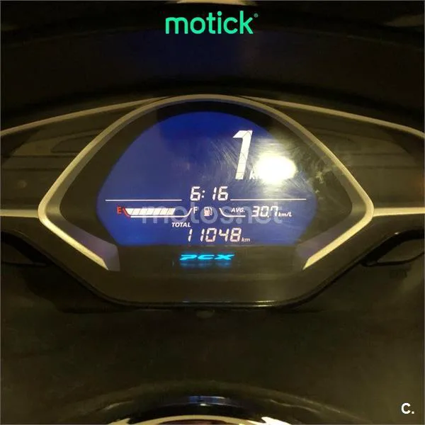 Honda PCX 125 – Vista 5