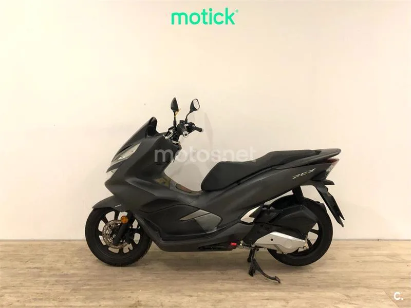 Honda PCX 125 – Vista 6