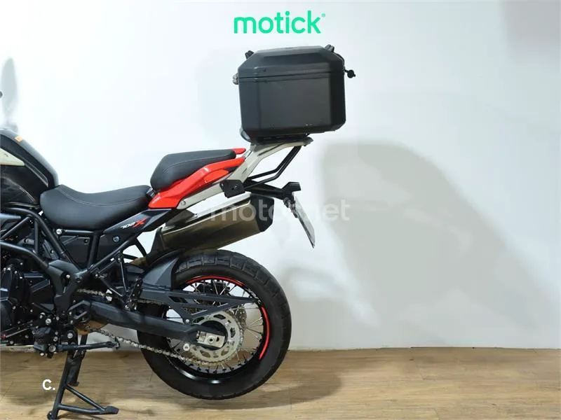Benelli TRK 702 X – Vista 9