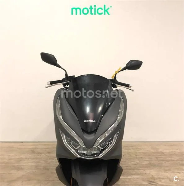 Honda PCX 125 – Vista 9