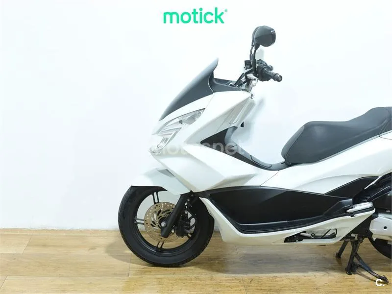 Honda PCX 125 – Vista 8