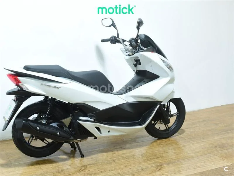 Honda PCX 125 – Vista 10