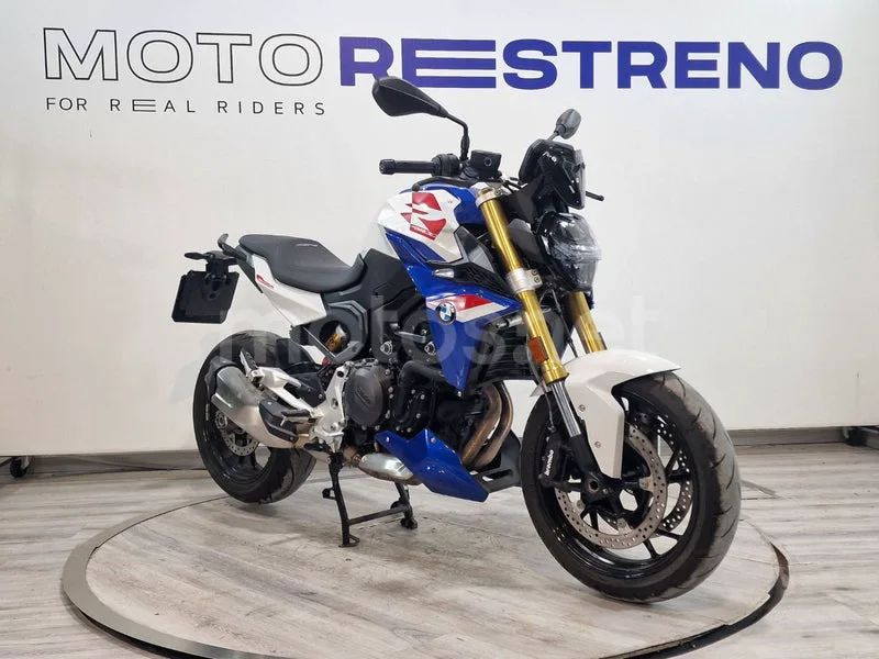 BMW F 900 R – Vista 5