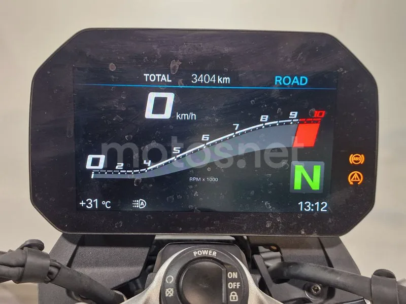 BMW F 900 R – Vista 9