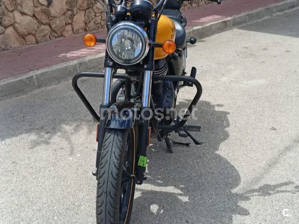 Royal Enfield Meteor 350 – Vista 5
