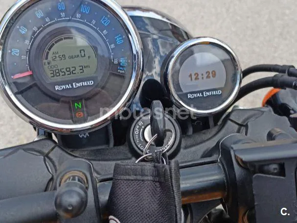Royal Enfield Meteor 350 – Vista 6