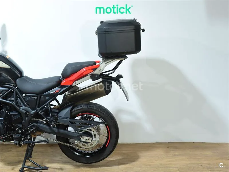 Benelli TRK 702 X – Vista 9