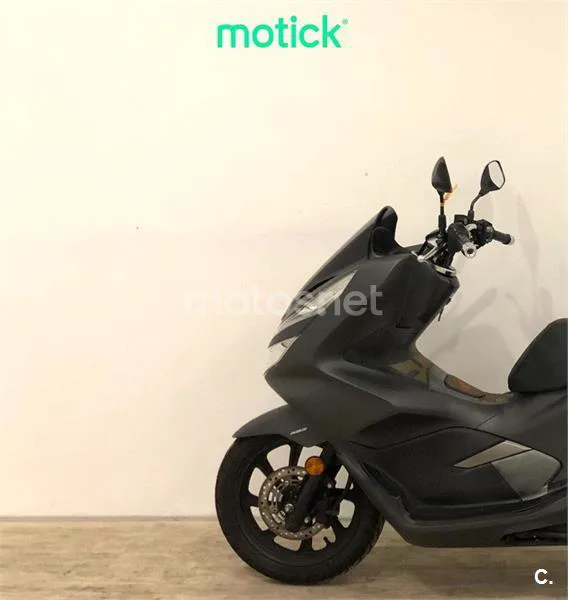 Honda PCX 125 – Vista 7