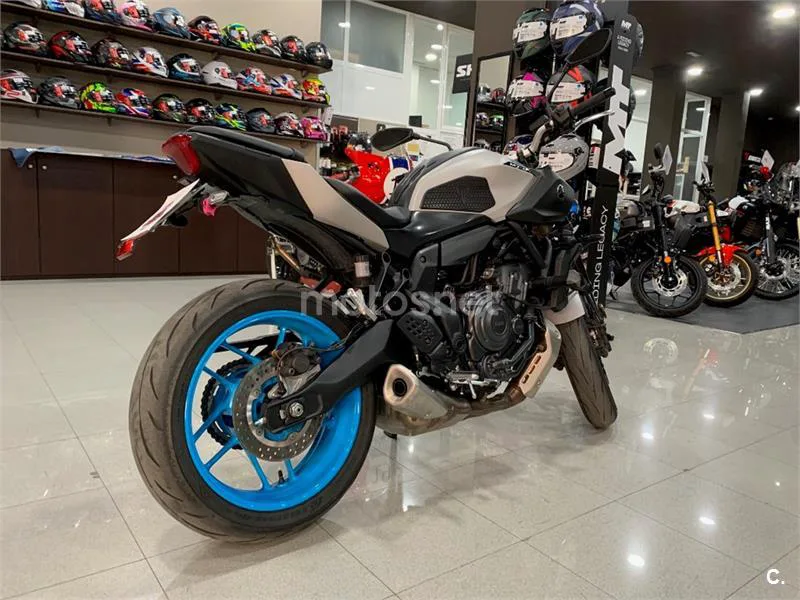 Yamaha MT-07 – Vista 9