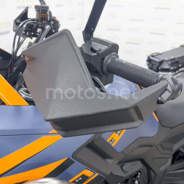 Zontes 703 F – Vista 16