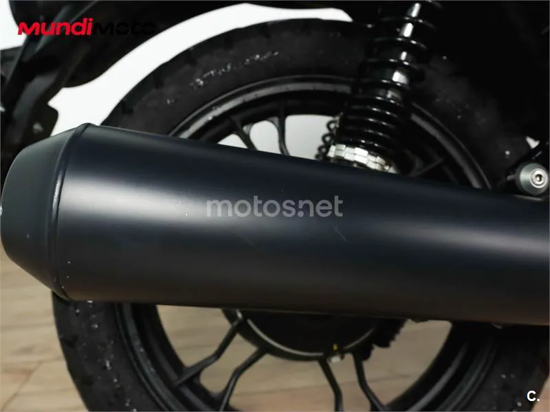 Moto Guzzi V7 III – Vista 15