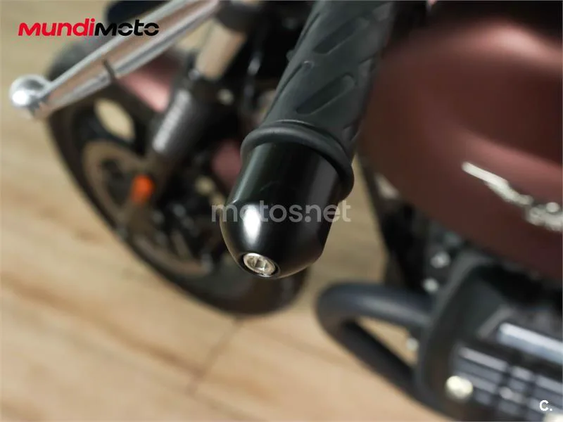 Moto Guzzi V7 III – Vista 21