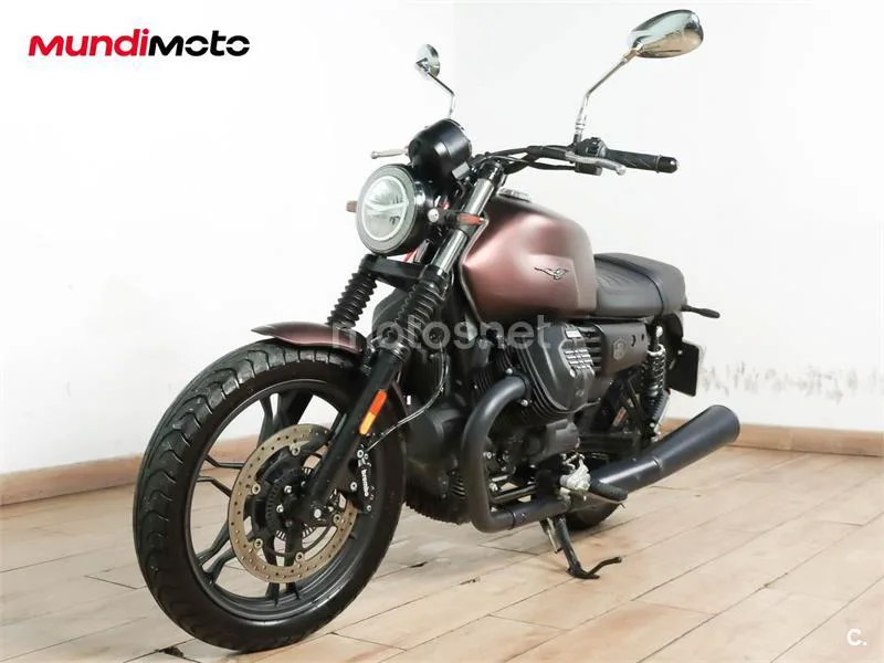 Moto Guzzi V7 III – Vista 7