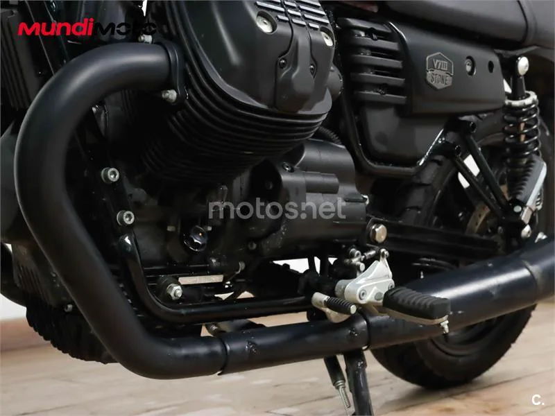Moto Guzzi V7 III – Vista 10