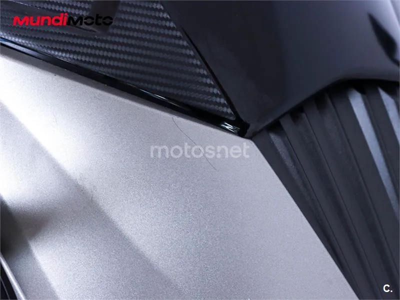 Yamaha TMAX 530 – Vista 20
