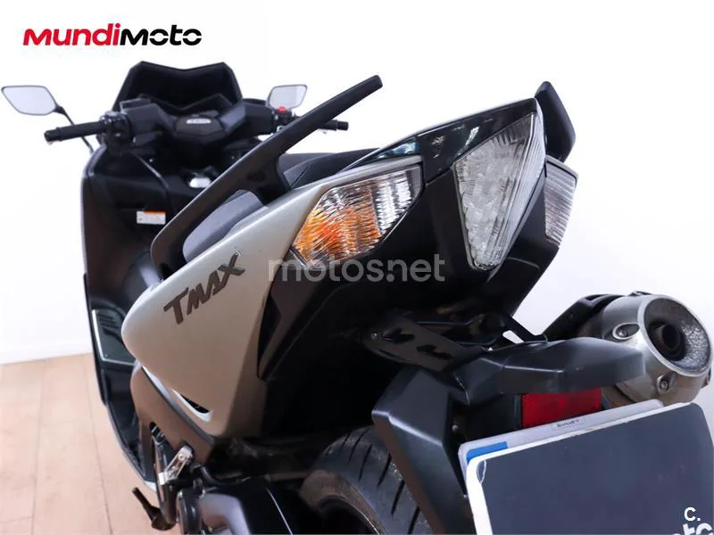 Yamaha TMAX 530 – Vista 9